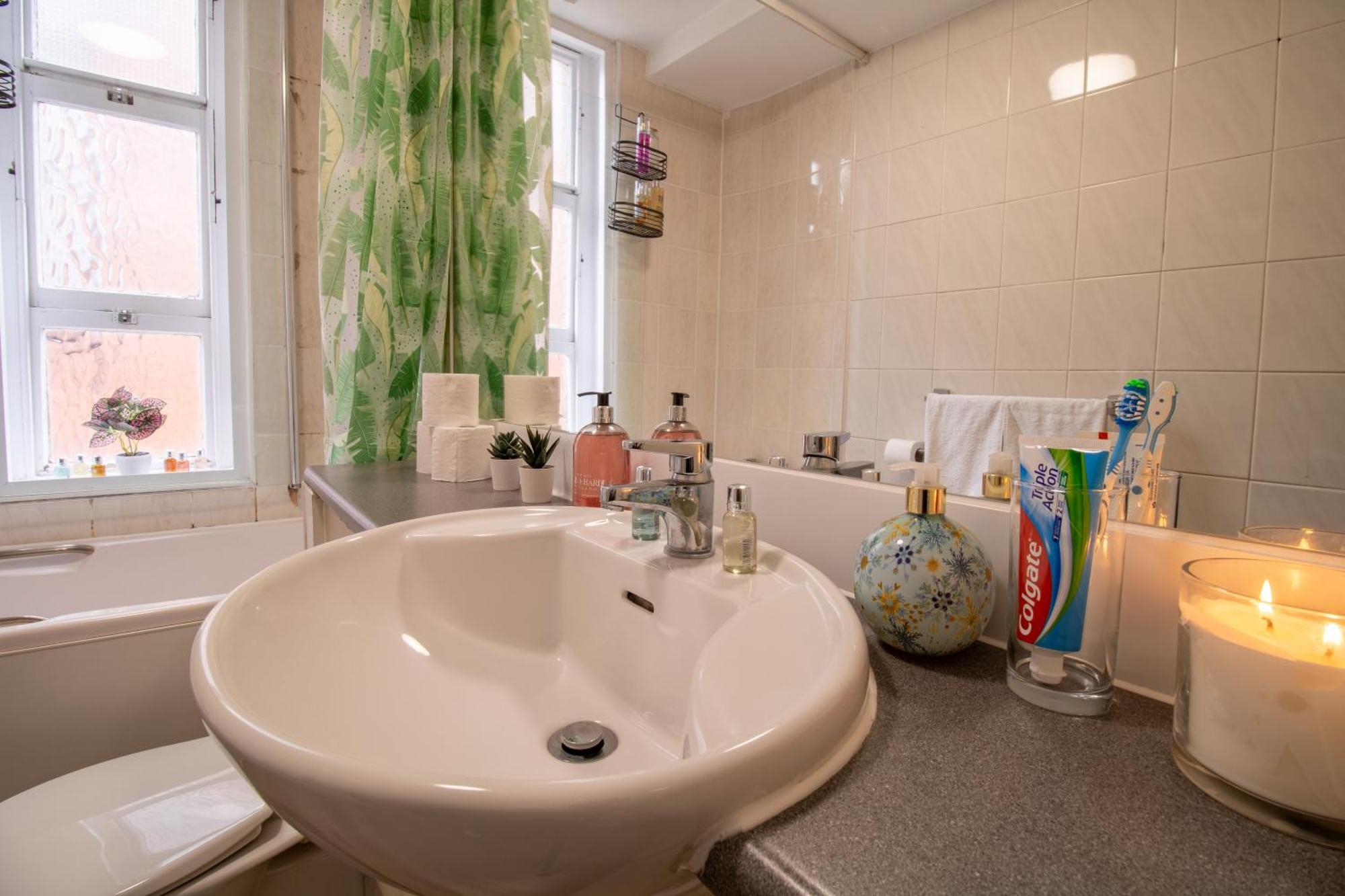 Cosy 2-Bedroom Apartment In Mayfair 8Cb - 4Th Floor No Elevator London Luaran gambar