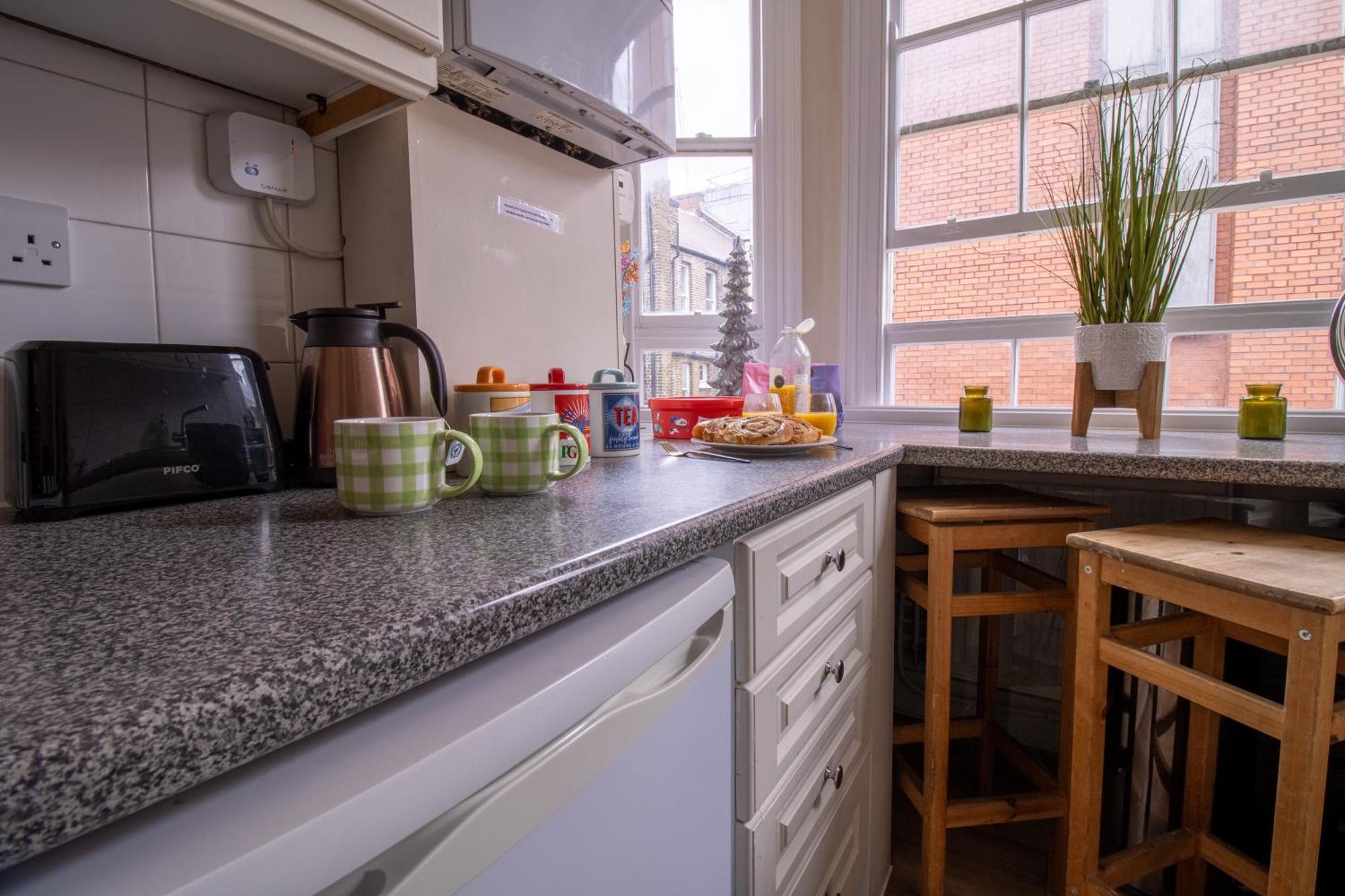 Cosy 2-Bedroom Apartment In Mayfair 8Cb - 4Th Floor No Elevator London Luaran gambar